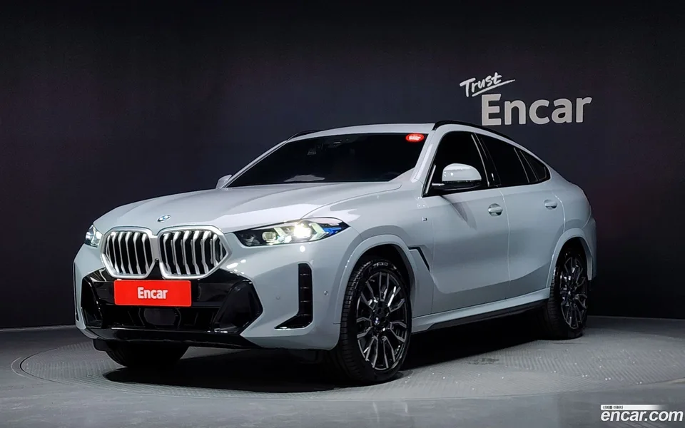 BMW X6 xDrive30d M 2025 — photo 1, buy with delivery to Moscow