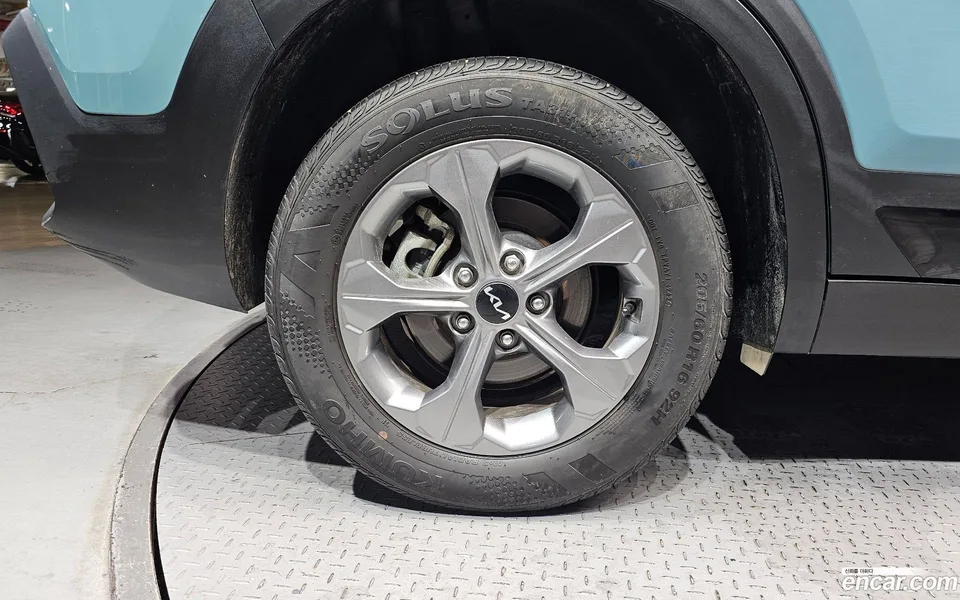 Kia Seltos 1.6 2WD 2024 — thumbnail 2