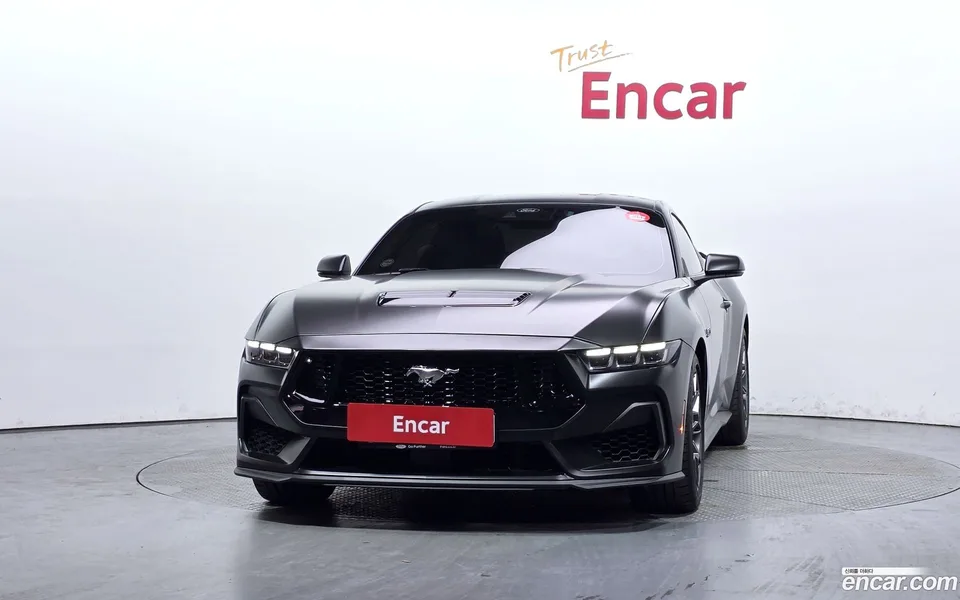 Ford Mustang 5.0 GT 2024 — thumbnail 3