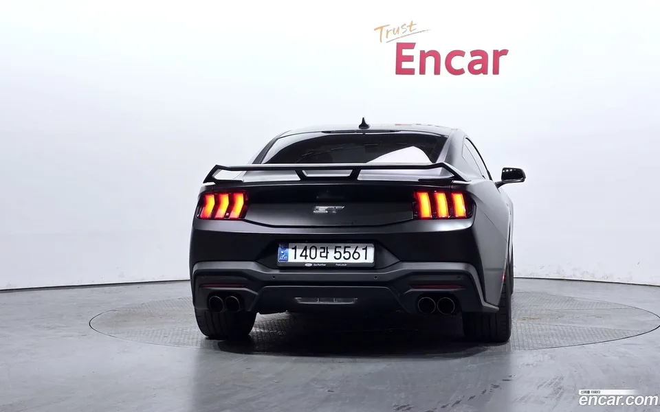 Ford Mustang 5.0 GT 2024 — thumbnail 4