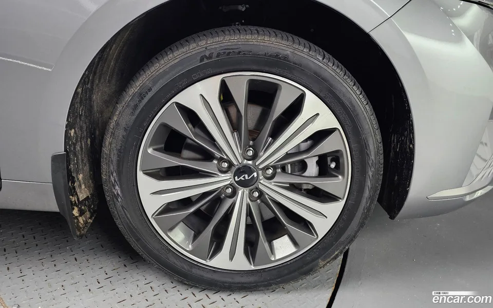 Kia K8 3.5 LPG 2WD 2023 — thumbnail 2