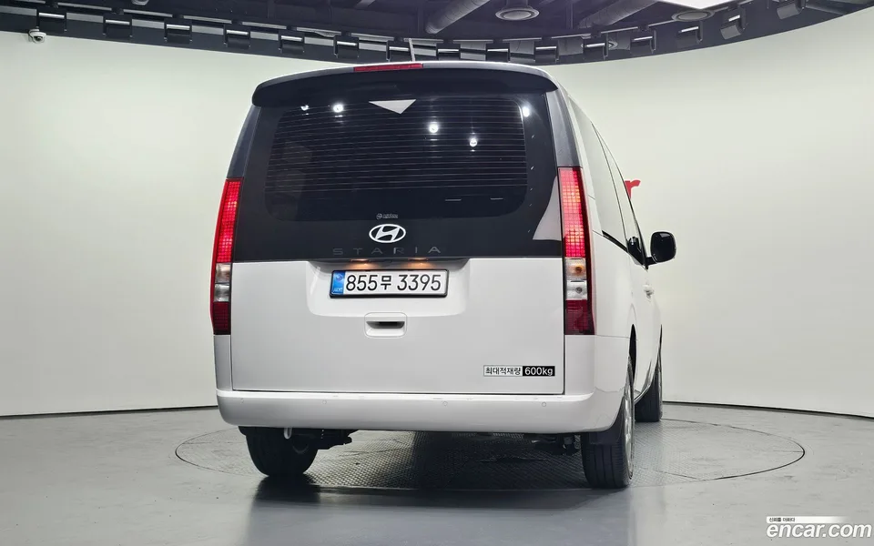 Hyundai Staria L3.5 5 2025 — thumbnail 4
