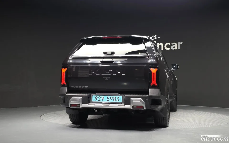 KG Mobility Musso EV AWD 2025 — thumbnail 4