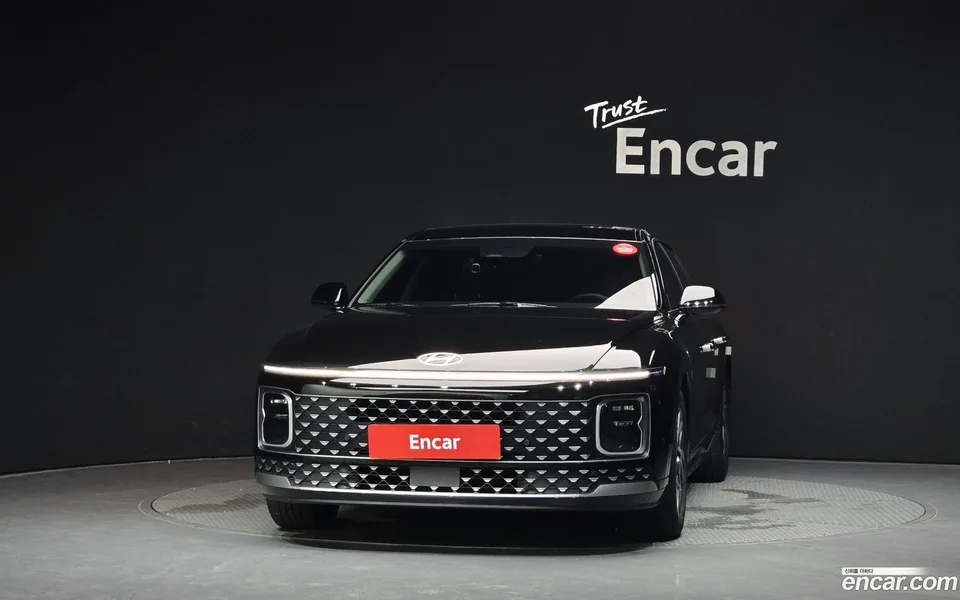 Hyundai Grandeur 2.5 2WD 2023 — thumbnail 3