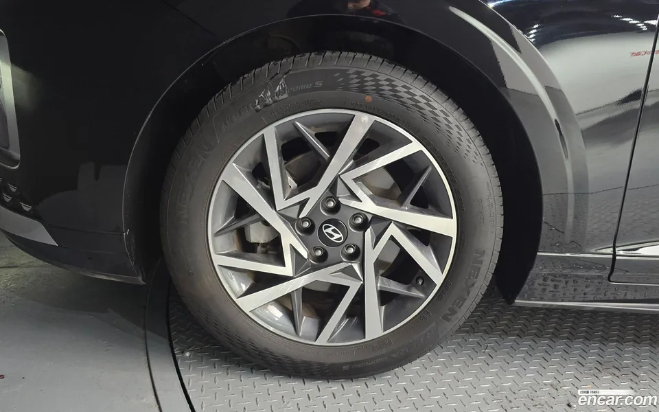 Hyundai Grandeur 2.5 2WD 2023 — thumbnail 5