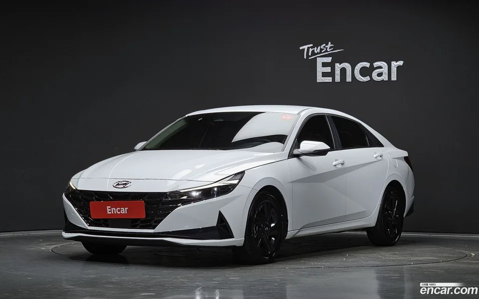 Hyundai Avante 1.6 2022 — photo 1, buy with delivery to Moscow