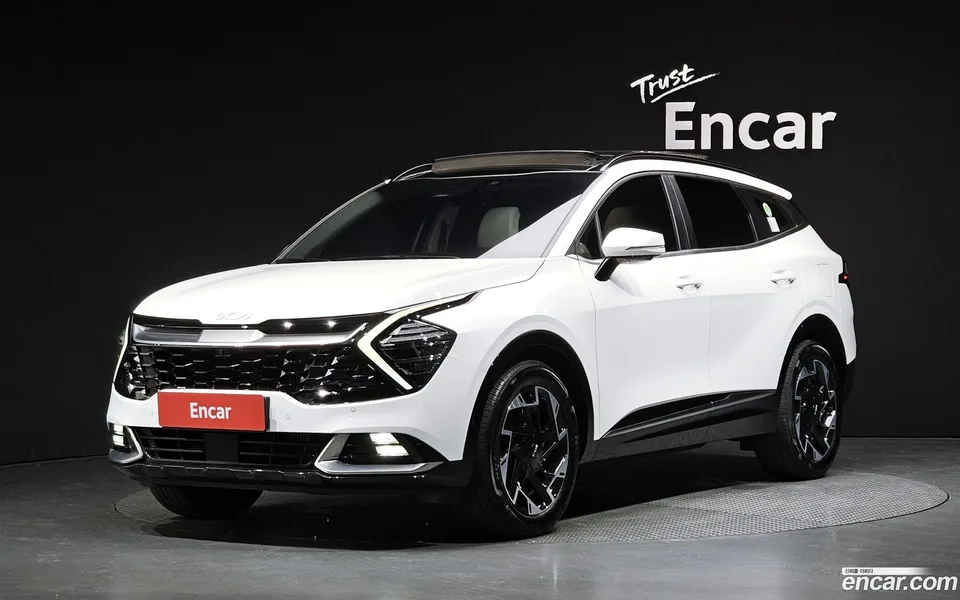 Kia Sportage 1.6 2WD 2022 — photo 1, buy with delivery to Moscow