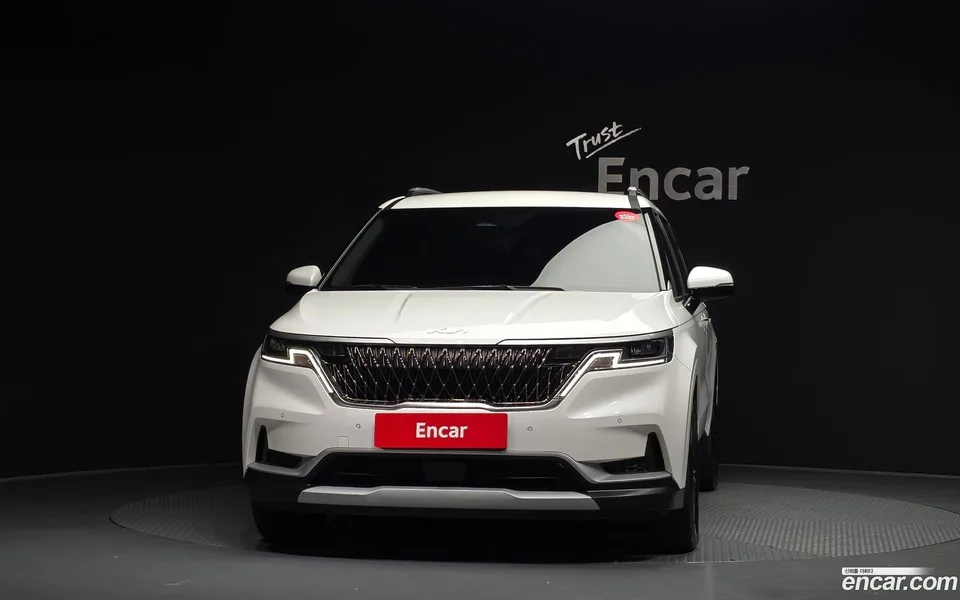 Kia Carnival 9 2022 — thumbnail 3