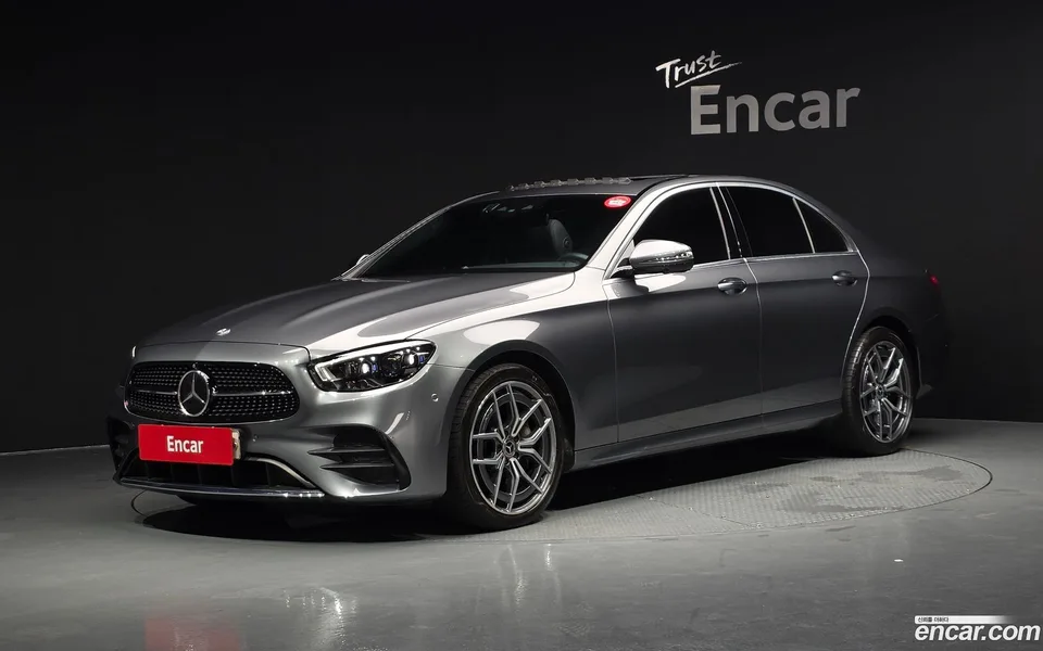 Mercedes-Benz E-Class E220d 4MATIC AMG Line 2022 — photo 1, buy with delivery to Moscow