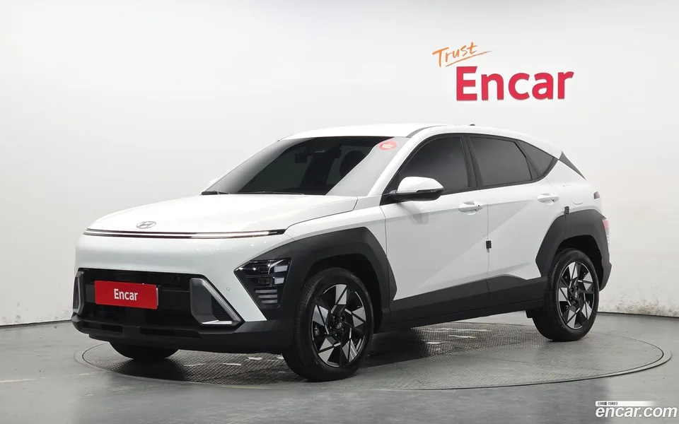 Hyundai Kona 1.6 2WD 2025 — photo 1, buy with delivery to Moscow