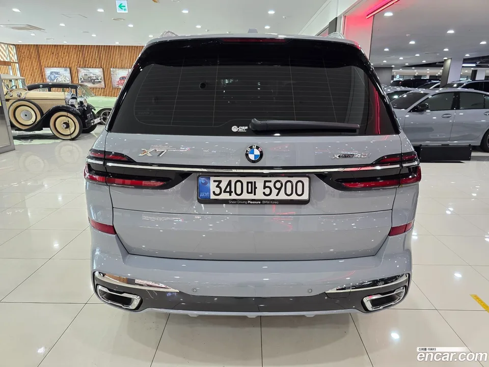BMW X7 xDrive 40i M 6 2025 — thumbnail 4