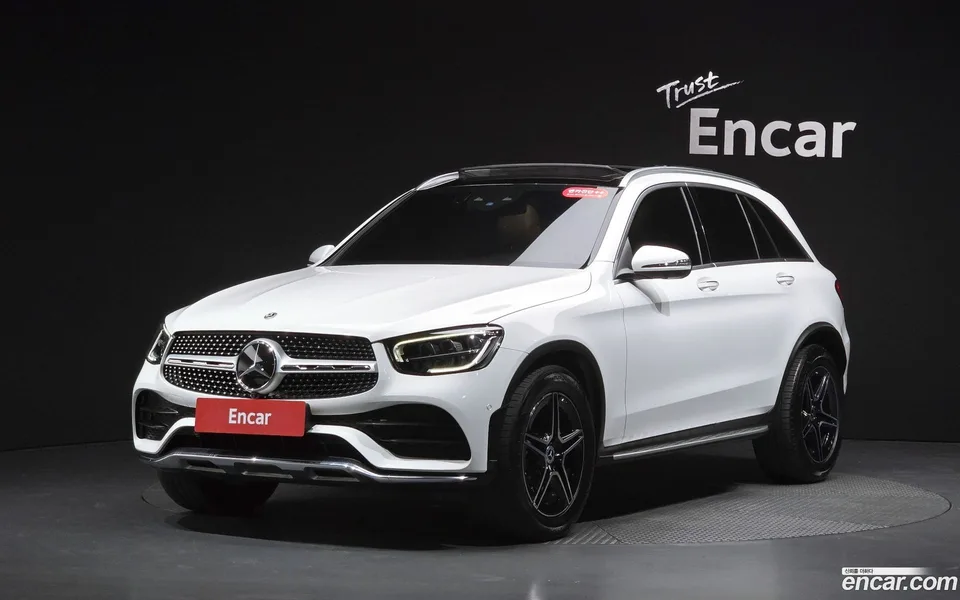 Mercedes-Benz GLC-Class GLC300 4MATIC 2022 — photo 1, buy with delivery to Moscow
