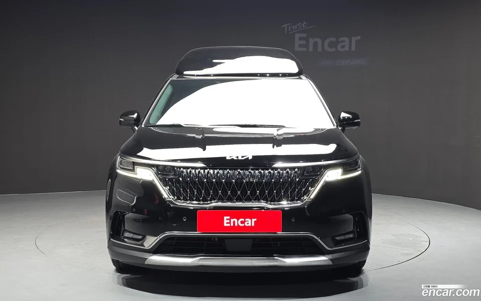 Kia Carnival 9 () 2023 — thumbnail 3