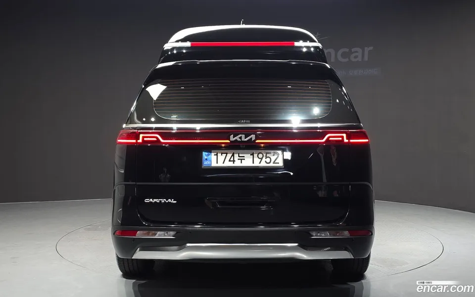 Kia Carnival 9 () 2023 — thumbnail 4