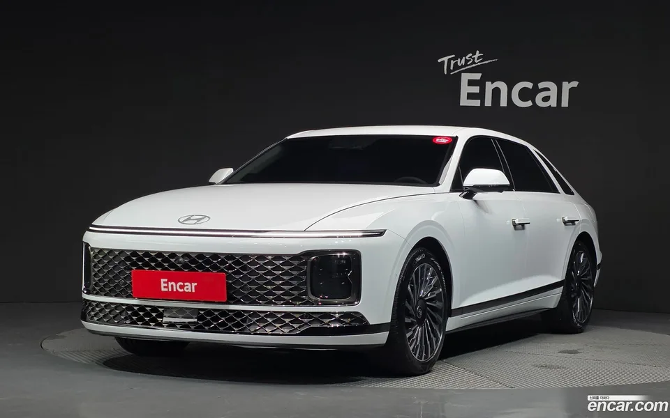 Hyundai Grandeur Hybrid 2025 — photo 1, buy with delivery to Moscow