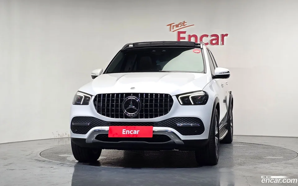 Mercedes-Benz GLE-Class GLE300d 4MATIC 2023 — thumbnail 3