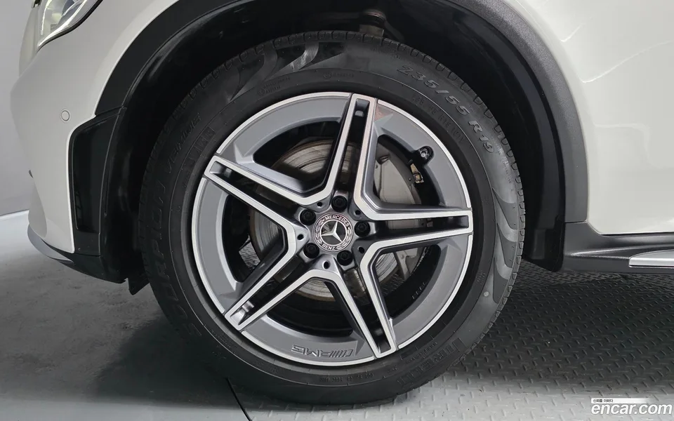Mercedes-Benz GLC-Class GLC220 d 4MATIC 2022 — thumbnail 2