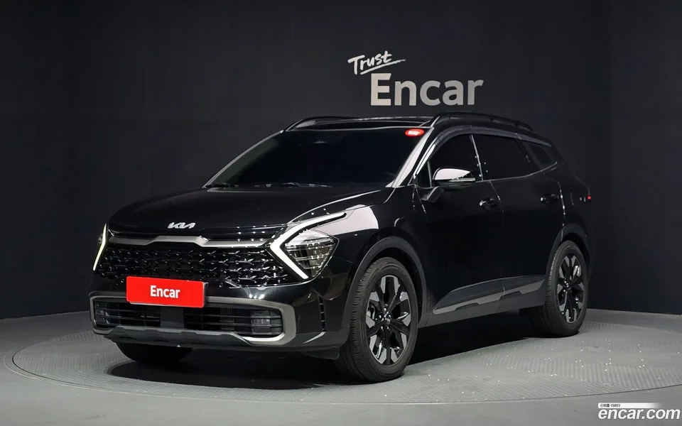 Kia Sportage 2.0 2WD 2022 — photo 1, buy with delivery to Moscow