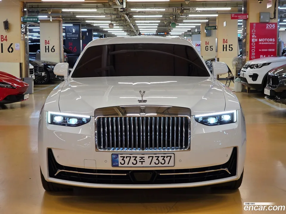 Rolls-Royce Ghost 6.7 EWB V12 2026 — thumbnail 3
