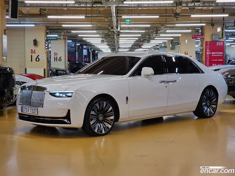 Rolls-Royce Ghost 6.7 EWB V12 2026 — photo 1, buy with delivery to Moscow