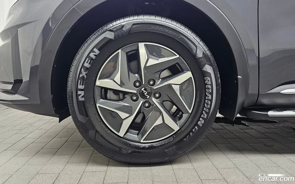 Kia Sorento HEV 1.6 2WD 2023 — thumbnail 2