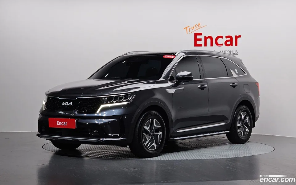 Kia Sorento HEV 1.6 2WD 2023 — photo 1, buy with delivery to Moscow