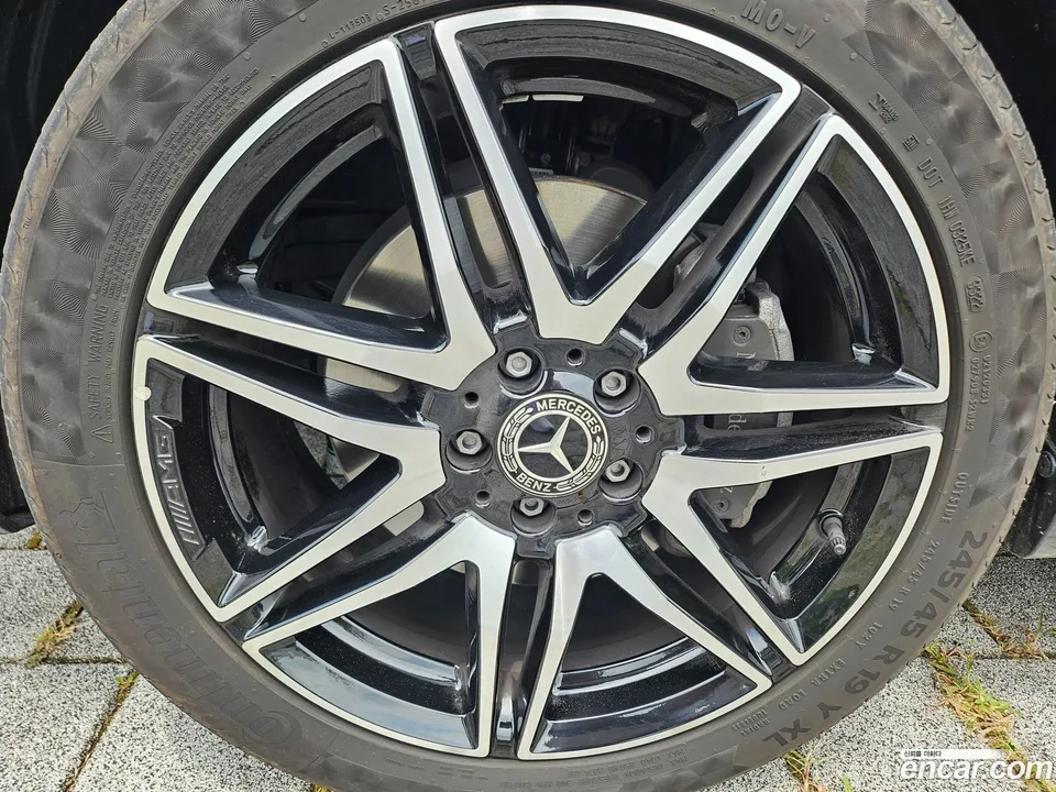 Mercedes-Benz V-Class V220 CDI 2023 — thumbnail 5