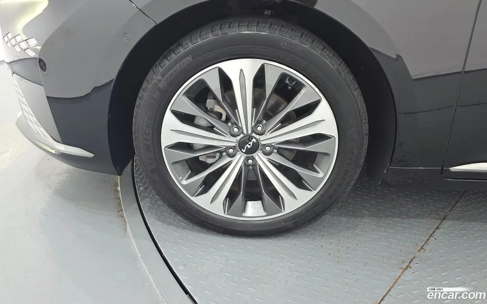 Kia K8 Hybrid 2024 — thumbnail 5