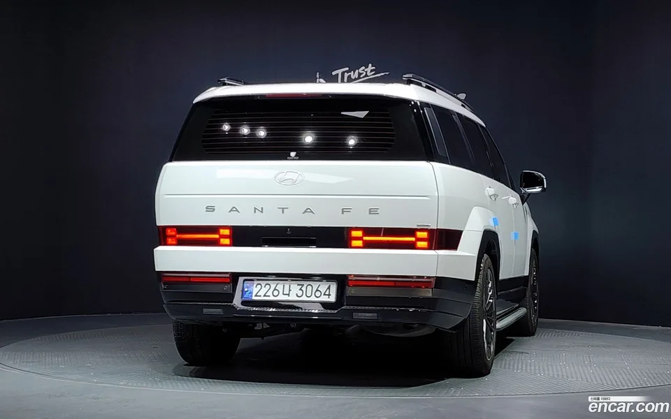 Hyundai SantaFe HEV 1.6 4WD 2024 — миниатюра 4