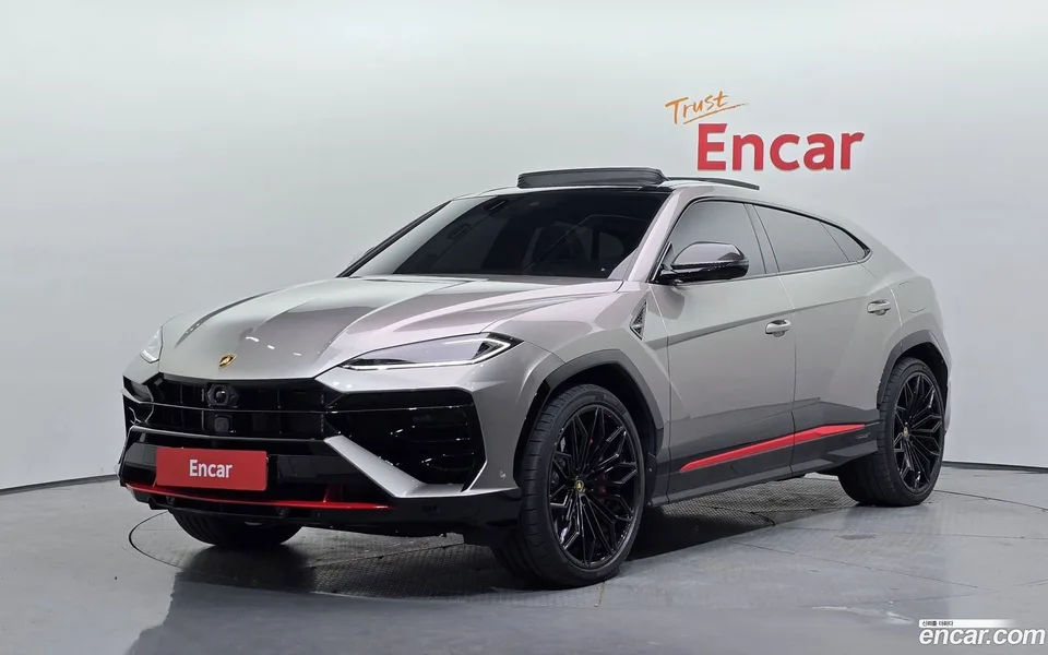 Lamborghini Urus 4.0 V8 SE 2025 — photo 1, buy with delivery to Moscow