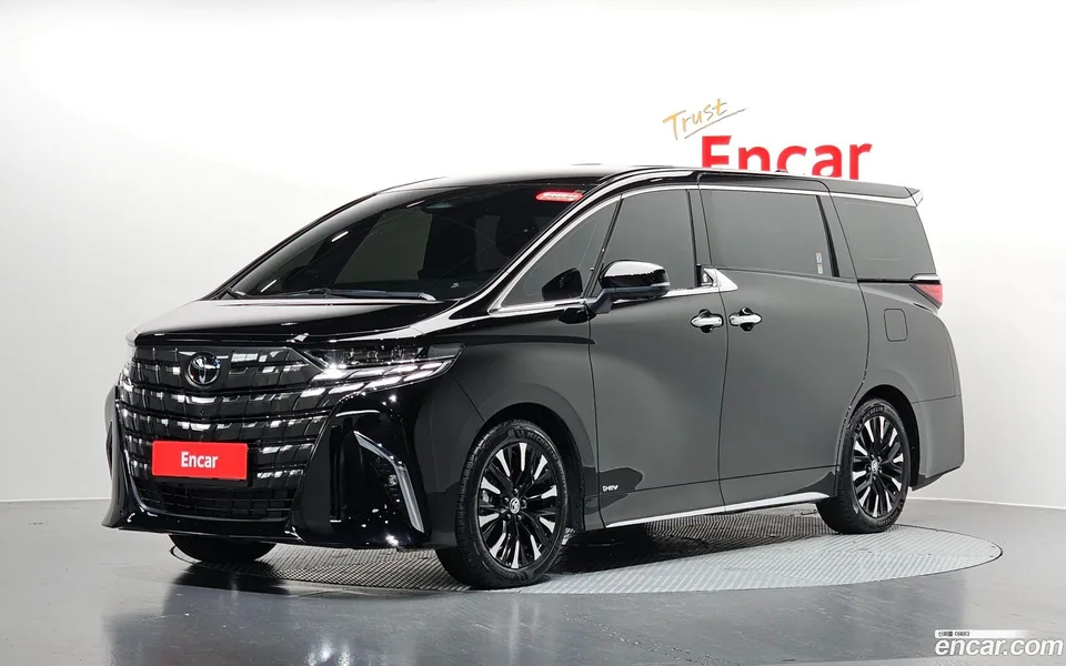 Toyota Alphard 2.5 HEV AWD 2025 — photo 1, buy with delivery to Moscow