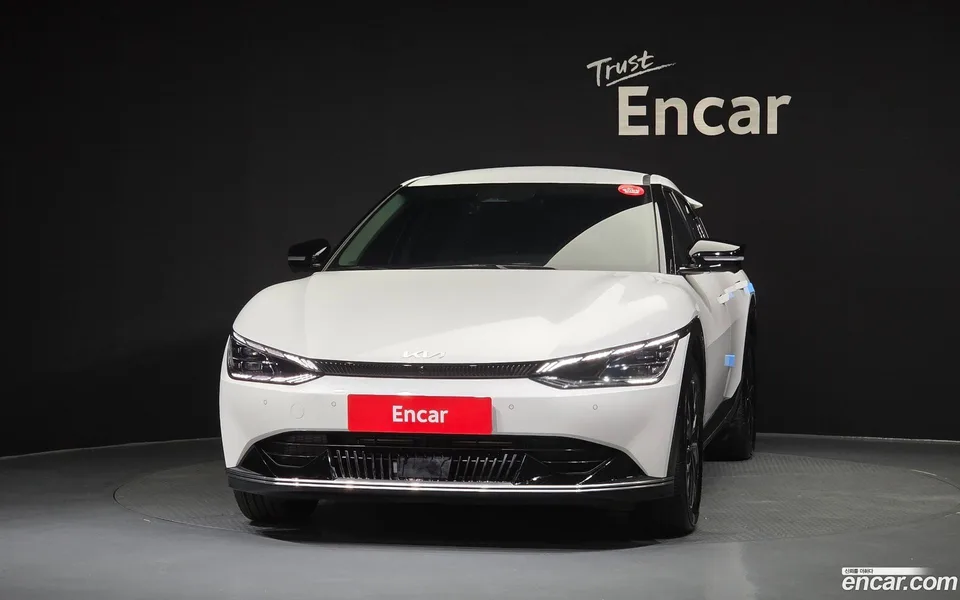 Kia EV6 2024 — thumbnail 3