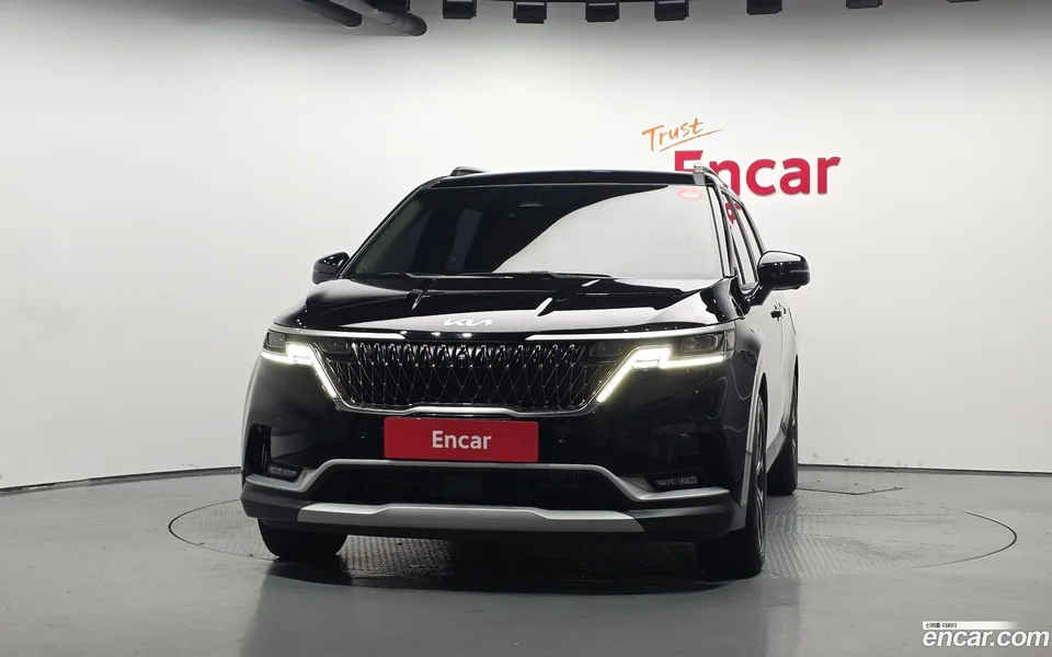 Kia Carnival 9 2022 — thumbnail 3