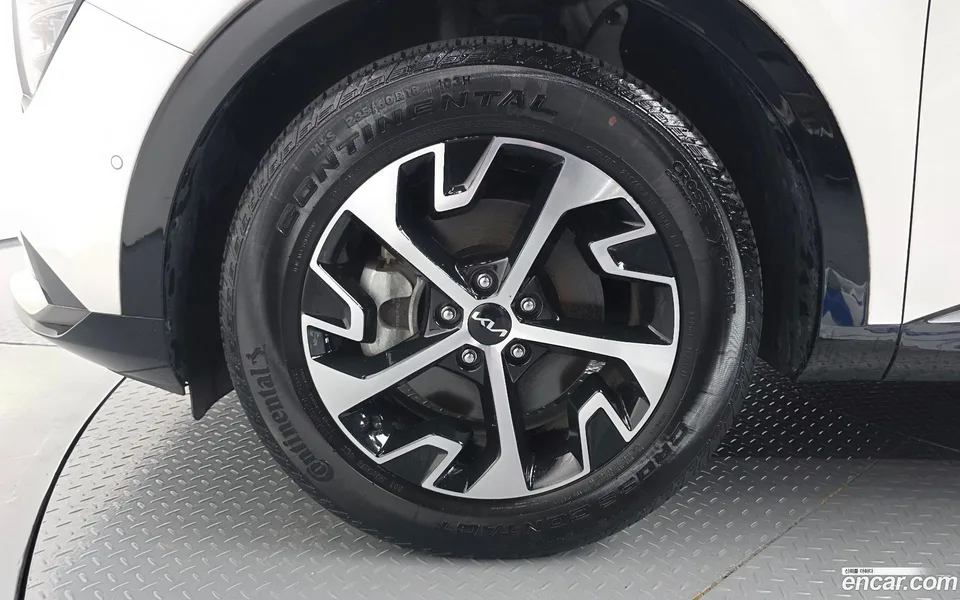 Kia Sportage Hybrid 2WD 2023 — thumbnail 5