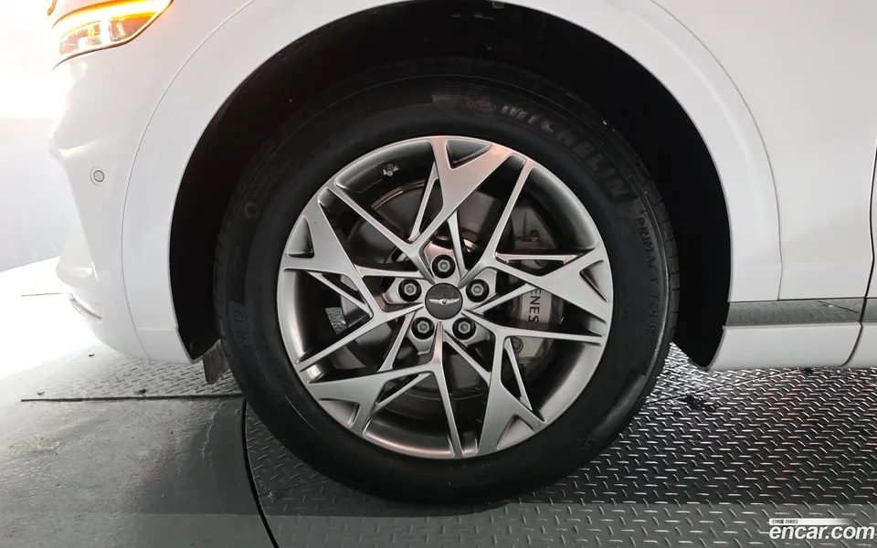 Genesis GV70 2.5T 2WD 2023 — thumbnail 2