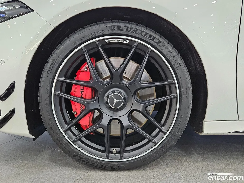 Mercedes-Benz A-Class AMG A45 S 4MATIC+ 2025 — thumbnail 5