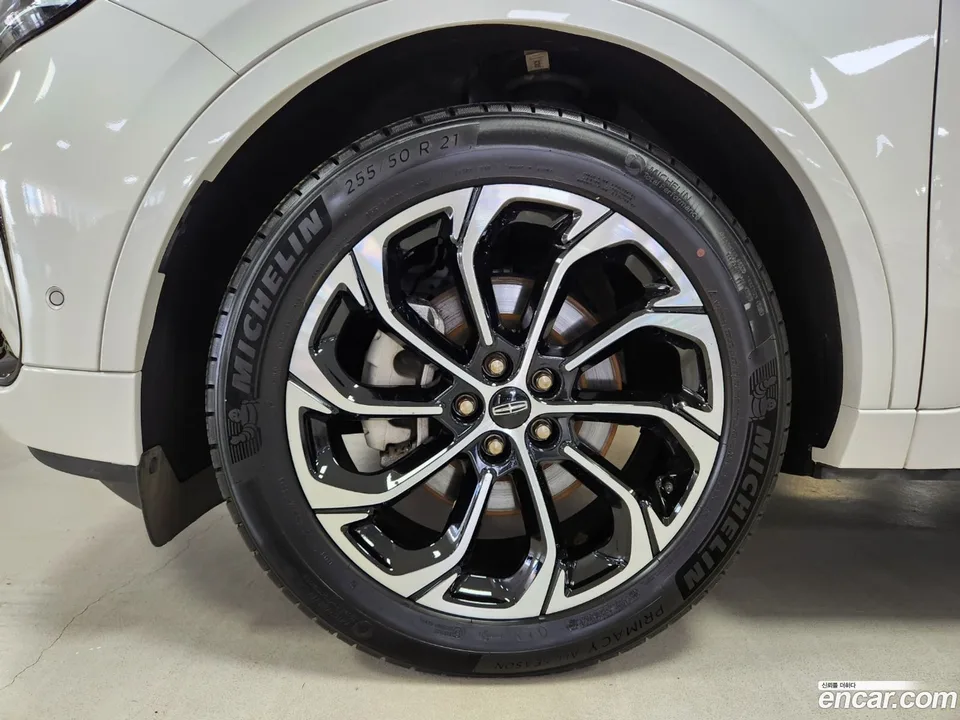 Lincoln Nautilus 2.0 AWD 2023 — thumbnail 5
