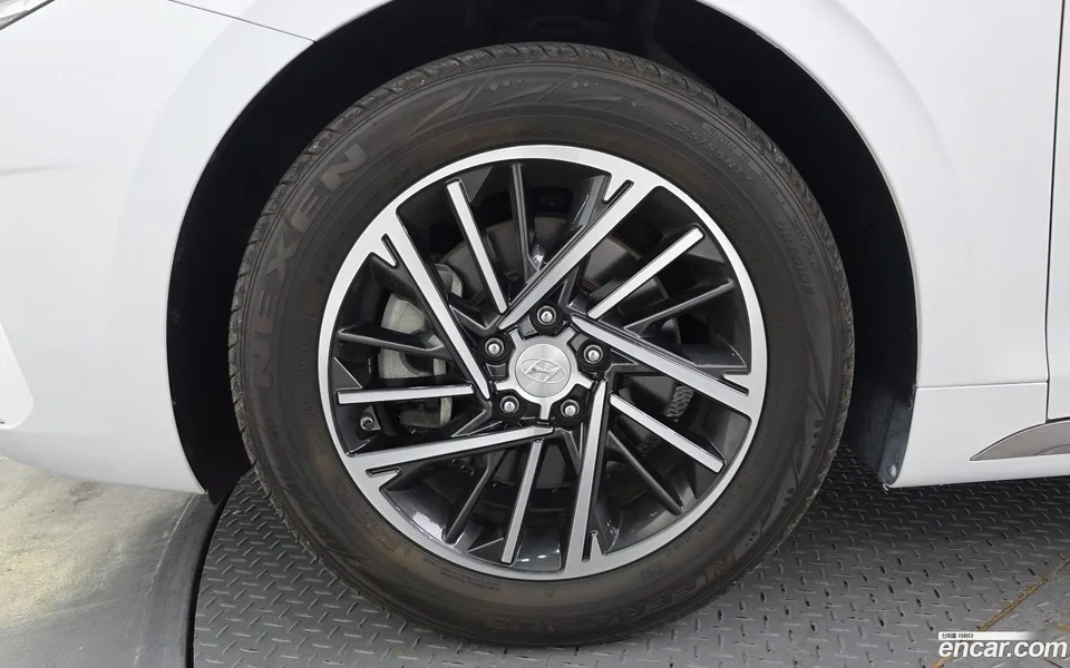 Hyundai Grandeur IG 2.5 2022 — thumbnail 2