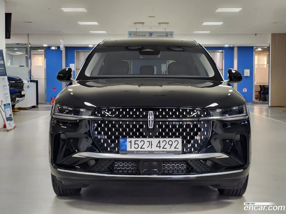 Lincoln Nautilus 2.0 AWD 2023 — thumbnail 3