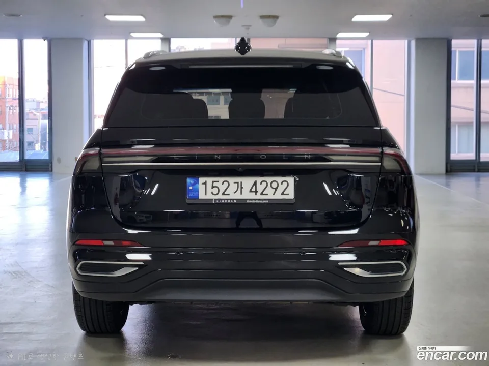 Lincoln Nautilus 2.0 AWD 2023 — thumbnail 4