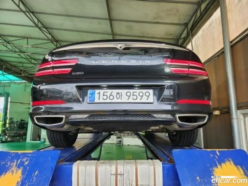 Genesis G80 2.5 2WD 2023 — thumbnail 2