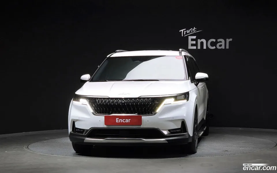 Kia Carnival 9 2022 — thumbnail 3