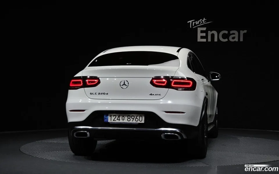 Mercedes-Benz GLC-Class GLC220 d 4MATIC 2023 — thumbnail 4
