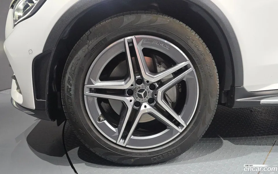 Mercedes-Benz GLC-Class GLC220 d 4MATIC 2023 — thumbnail 5
