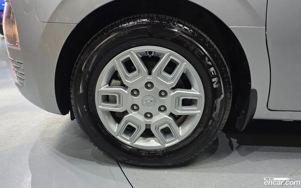 Hyundai Staria 11 2022 — thumbnail 5