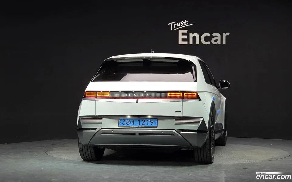 Hyundai Ioniq 5 AWD 2022 — thumbnail 4
