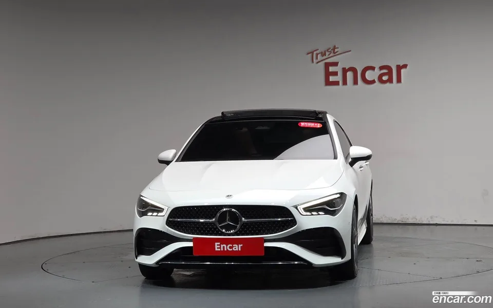 Mercedes-Benz CLA-Class CLA250 4MATIC 2024 — thumbnail 3
