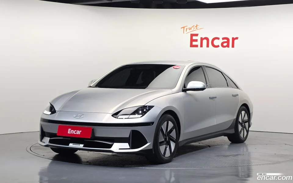 Hyundai Ioniq 6 AWD 2022 — photo 1, buy with delivery to Moscow