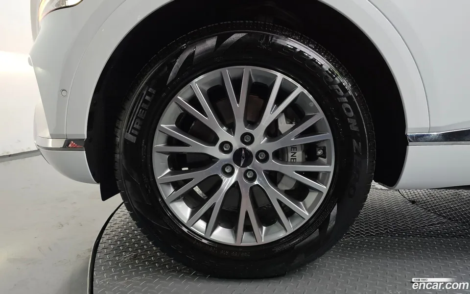 Genesis GV80 2.5T AWD 2024 — thumbnail 2