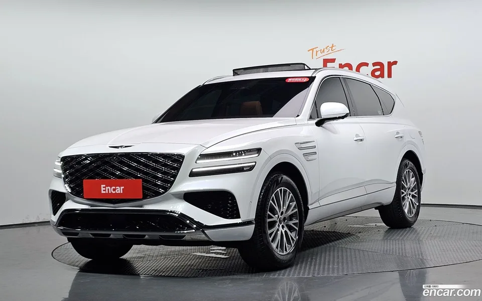 Genesis GV80 2.5T AWD 2024 — photo 1, buy with delivery to Moscow